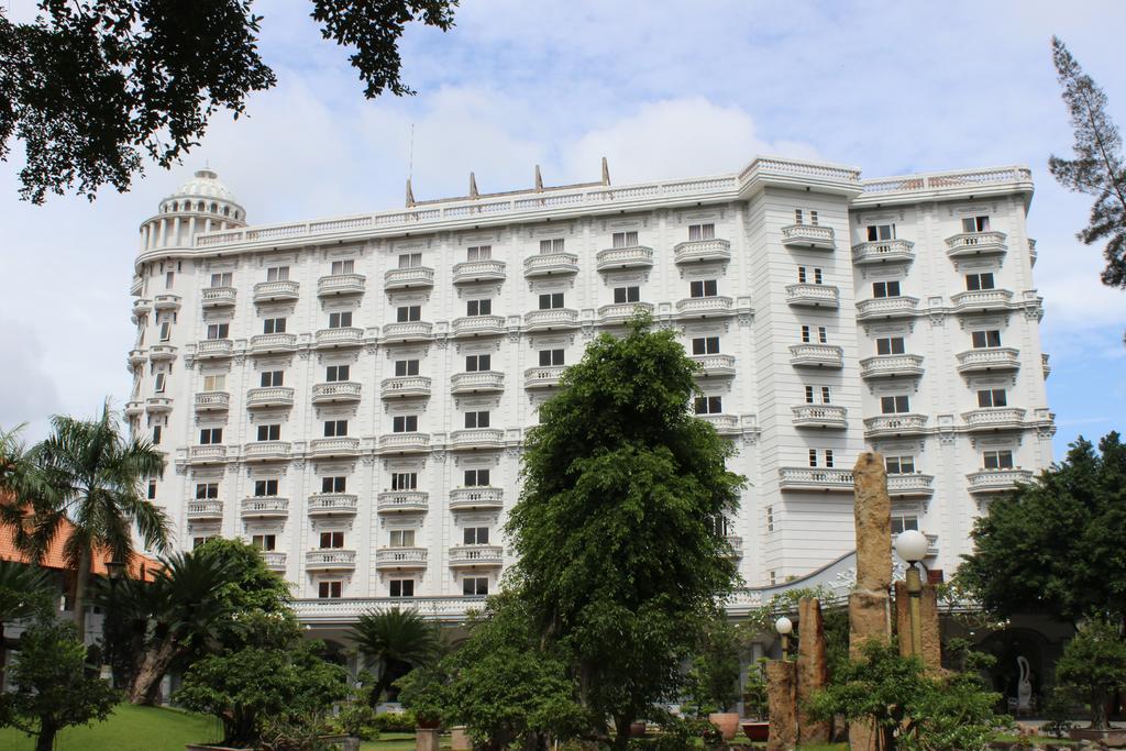 Saigon Park Resort Thuan An Buitenkant foto